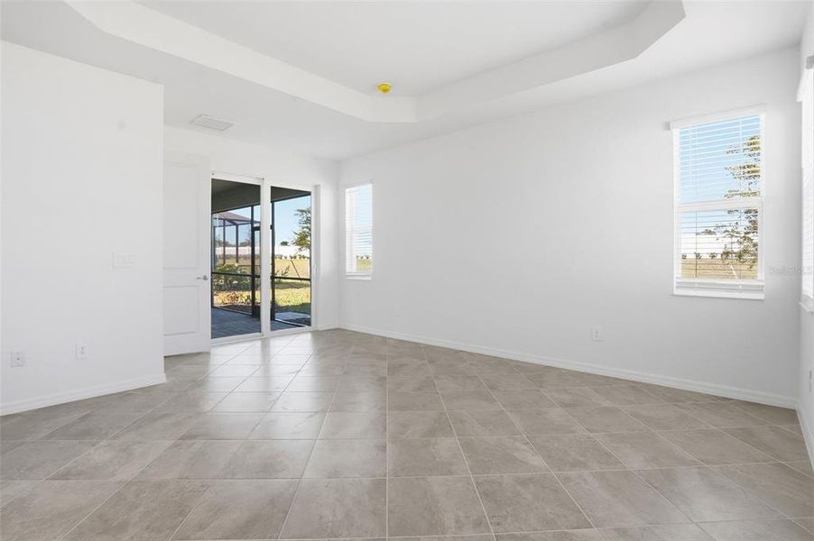 Spacious, unfurnished interior of a new home in Wellen Park Golf & Country Club, Venice (Image 21).