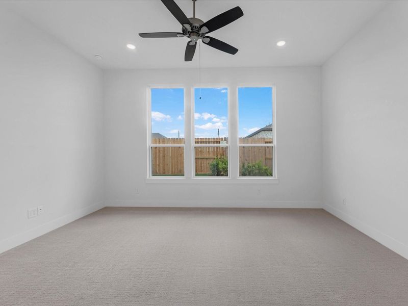 Spacious, unfurnished interior of a new home in Jubilee 50′, Hockley (Image 15).