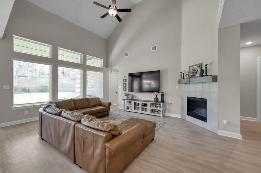 Furnished interior view inside a new home in The Woodlands Hills 60’, Willis (Image 29).