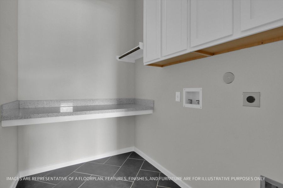 Spacious, unfurnished interior of a new home in Sunterra 50s, Katy (Image 16).