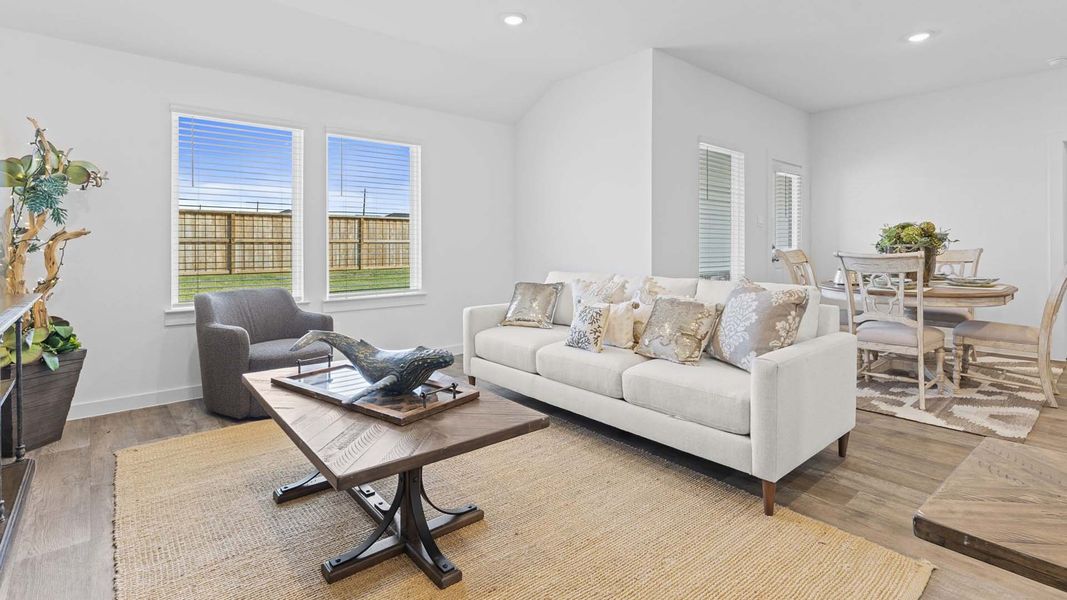 Furnished interior view inside a new home in Evergreen, Rosenberg (Image 12).