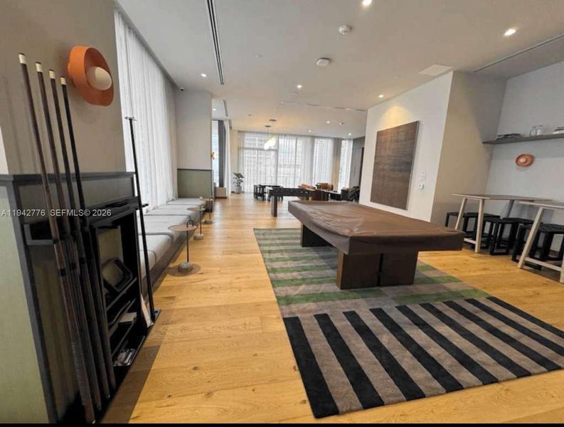 Community amenities in , Miami (Image 10).