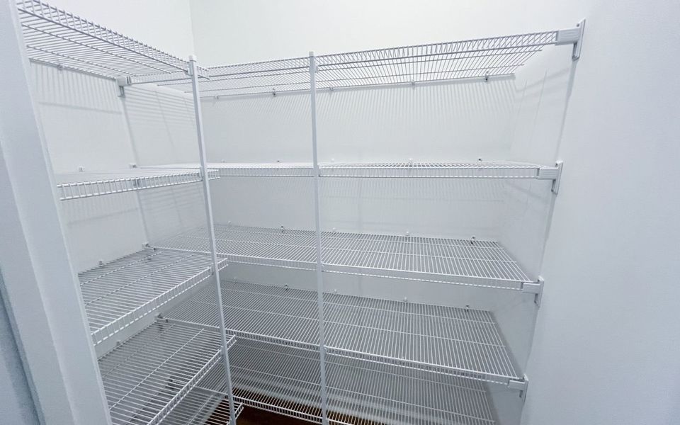 Spacious, unfurnished interior of a new home in Wendell Falls, Wendell (Image 14).