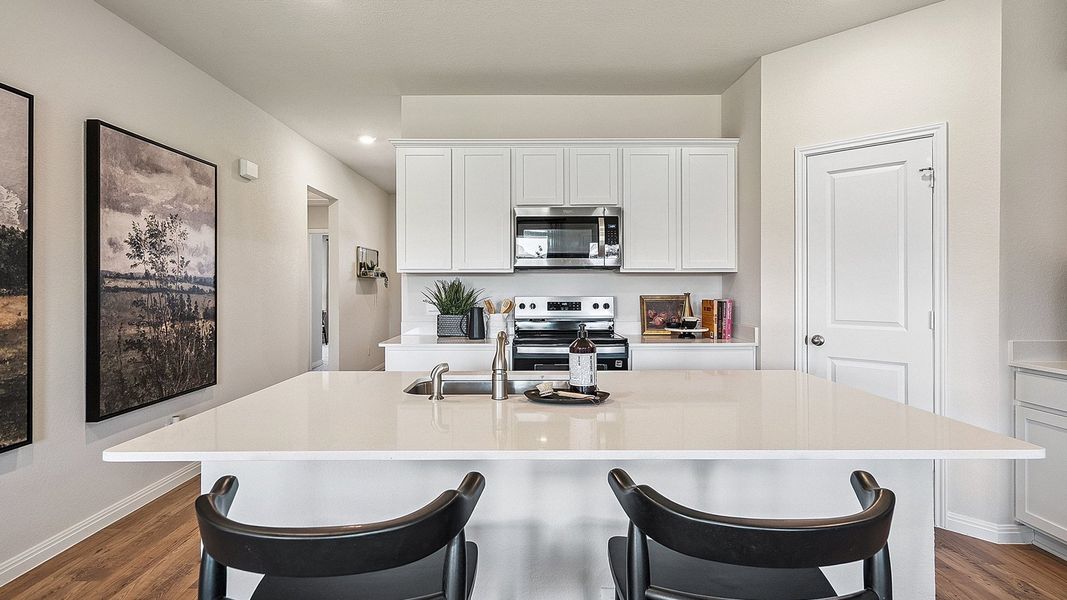 Furnished interior view inside a new home in Thunder Rock, Marble Falls (Image 7).