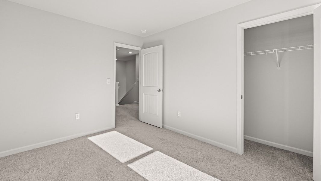 Spacious, unfurnished interior of a new home in Carlton, Douglasville (Image 28).