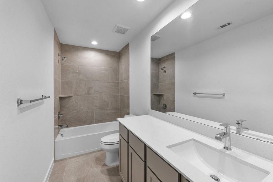 Furnished interior view inside a new home in Grand Mason Crossing, Katy (Image 6).
