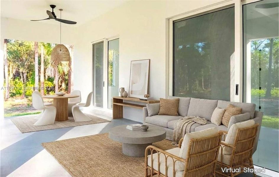 Exterior details and patio area of a home in , Naples (Image 4).