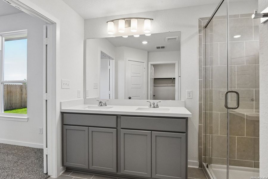 Furnished interior view inside a new home in Arroyo Ranch, Seguin (Image 12).