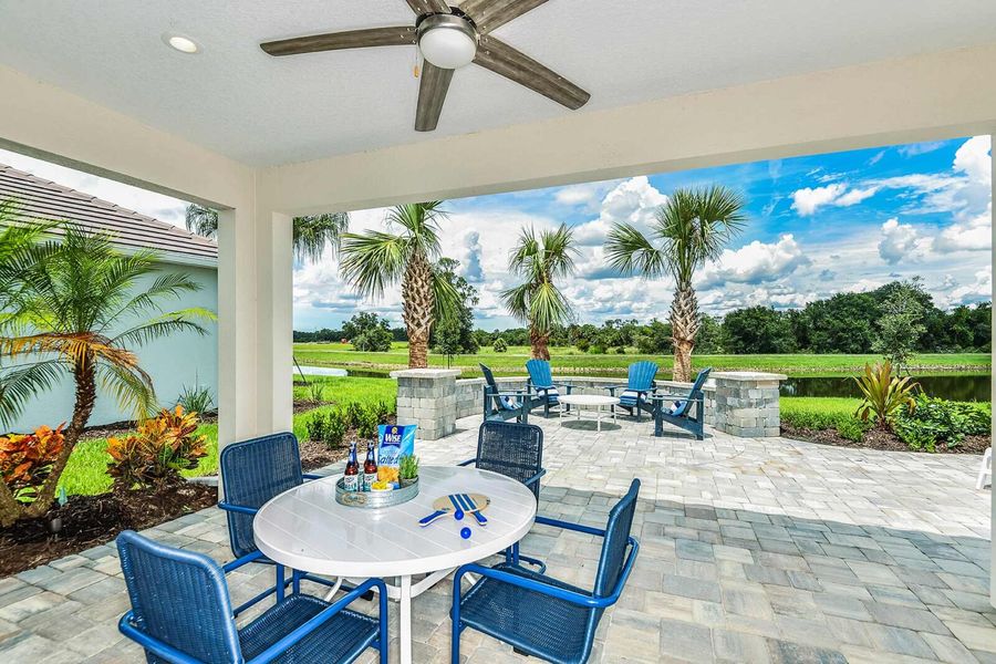 Representative exterior details of a home built from the Heritage 2 by Neal Communities in Windward, Sarasota (Image 4).