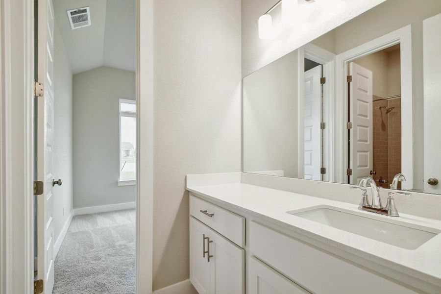 Furnished interior view inside a new home in Double Eagle Ranch, Cedar Creek (Image 12). Furnished interior view inside a new home in Double Eagle Ranch, Cedar Creek (Image 12).