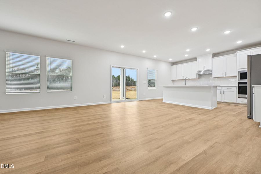 8-web-or-mls-Raleigh - Oak Manor - 536 B