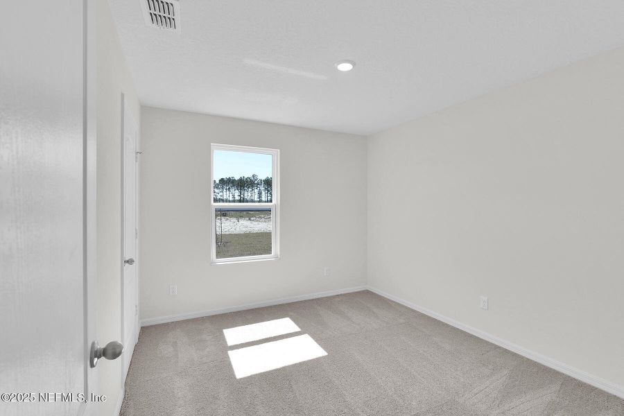 Spacious, unfurnished interior of a new home in , Jacksonville (Image 12).