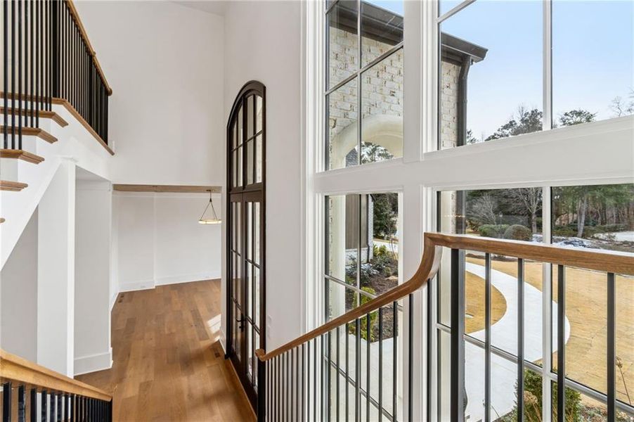 Spacious, unfurnished interior of a new home in , Suwanee (Image 79).