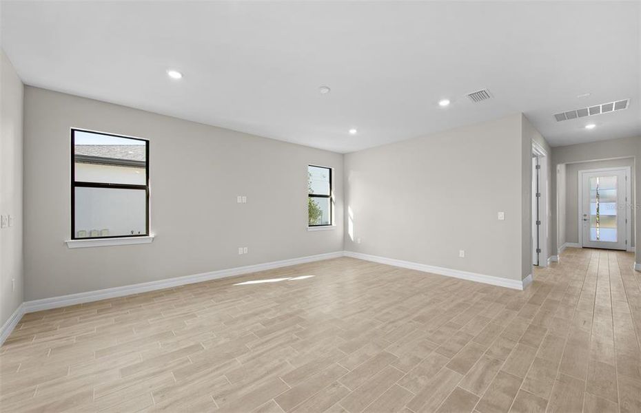 Spacious, unfurnished interior of a new home in Cedar Grove at The Woodlands, North Port (Image 28).