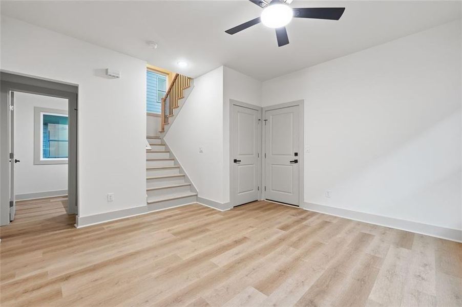 Spacious, unfurnished interior of a new home in , Athens (Image 18).
