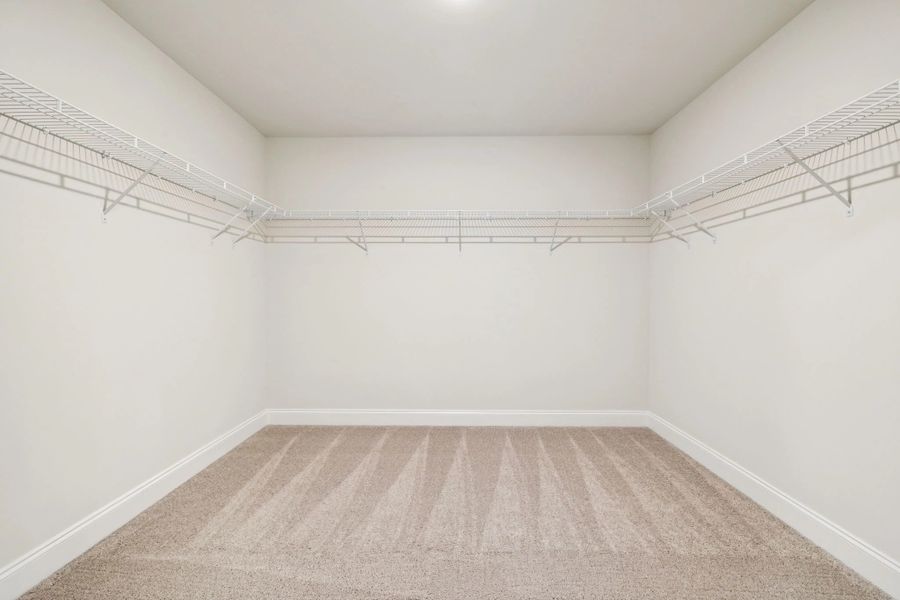 Spacious, unfurnished interior of a new home in Cades Bluff, Lebanon (Image 34).