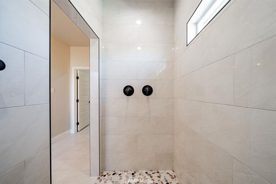 Close-up of interior finishes inside a home in , Abilene (Image 18). Close-up of interior finishes inside a home in , Abilene (Image 18).