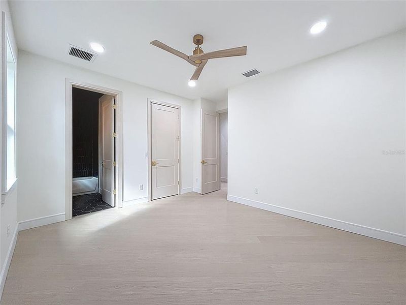 Spacious, unfurnished interior of a new home in , Homosassa (Image 73). Spacious, unfurnished interior of a new home in , Homosassa (Image 73).