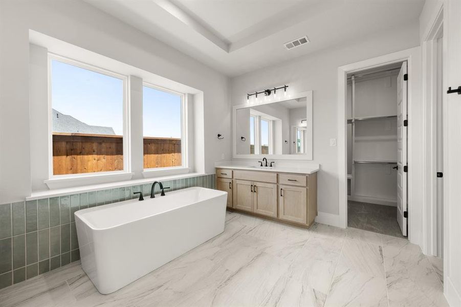 404 Fireblade- Primary SUite-3