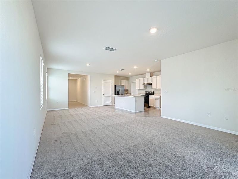 Spacious, unfurnished interior of a new home in Harmony West, St. Cloud (Image 40).
