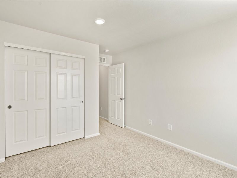 Spacious, unfurnished interior of a new home in Meridian Ranch, Peyton (Image 12).