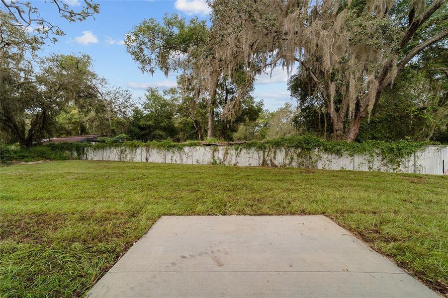 Exterior details and patio area of a home in , Dunnellon (Image 28). Exterior details and patio area of a home in , Dunnellon (Image 28).