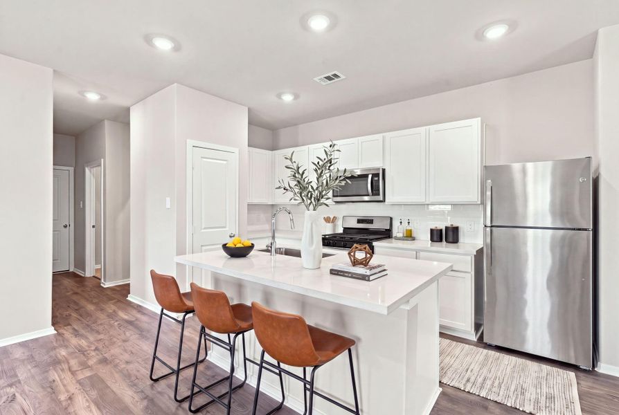 Furnished interior view inside a new home in Laurel Landing, Alvin (Image 7).