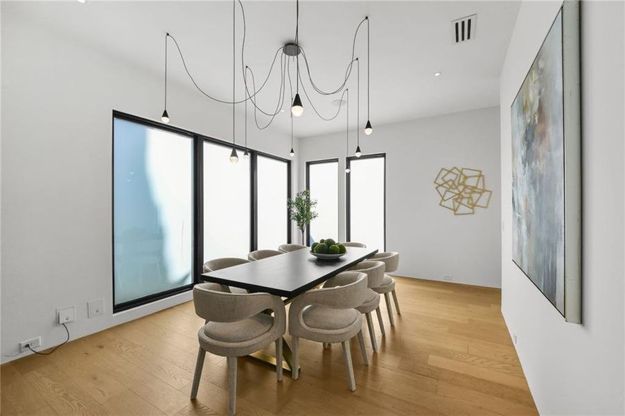 Furnished interior view inside a new home in , Atlanta (Image 49).