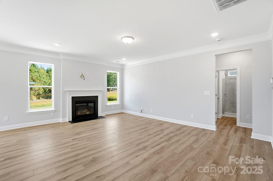 Spacious, unfurnished interior of a new home in The Enclave at Laurelbrook, Sherrills Ford (Image 32).
