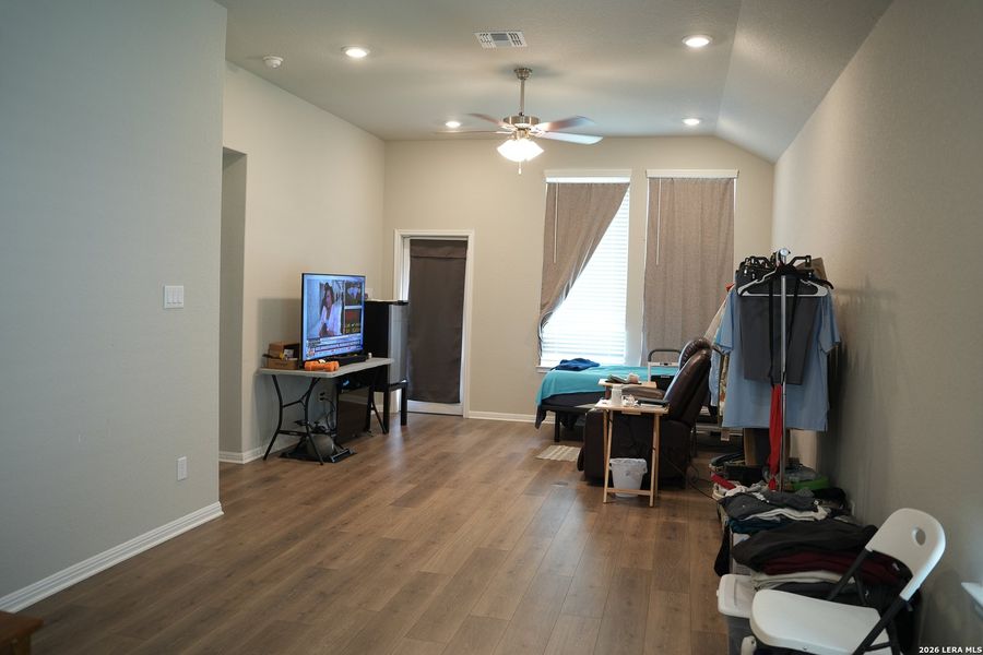 Furnished interior view inside a new home in Veranda, San Antonio (Image 9). Furnished interior view inside a new home in Veranda, San Antonio (Image 9).