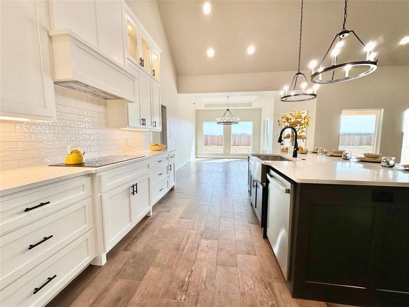 Furnished interior view inside a new home in , Abilene (Image 15).