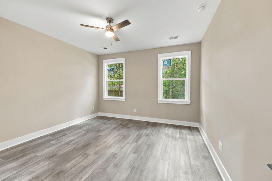 Spacious, unfurnished interior of a new home in , Hanahan (Image 23).