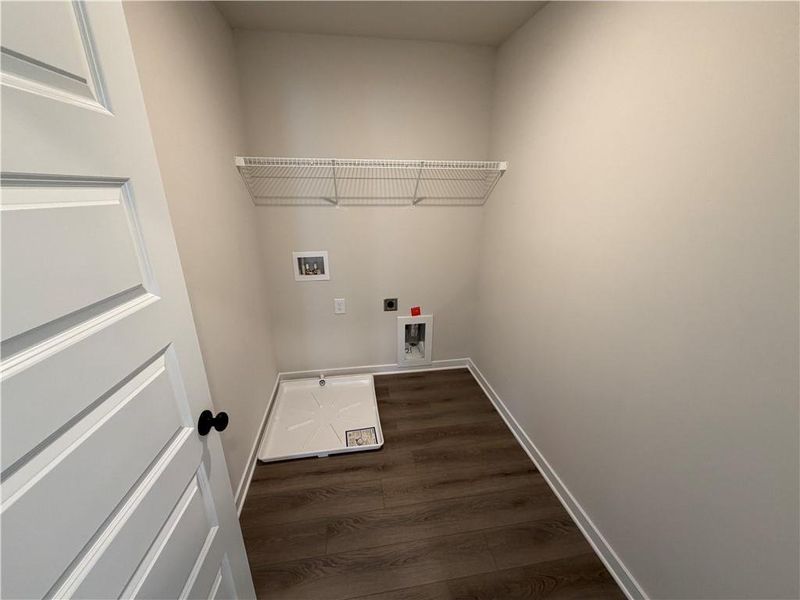 Spacious, unfurnished interior of a new home in Millstone at Mundy Mill, Gainesville (Image 14).