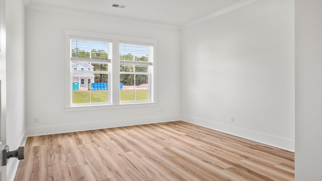 Spacious, unfurnished interior of a new home in Pamlico Terrace, Awendaw (Image 34).