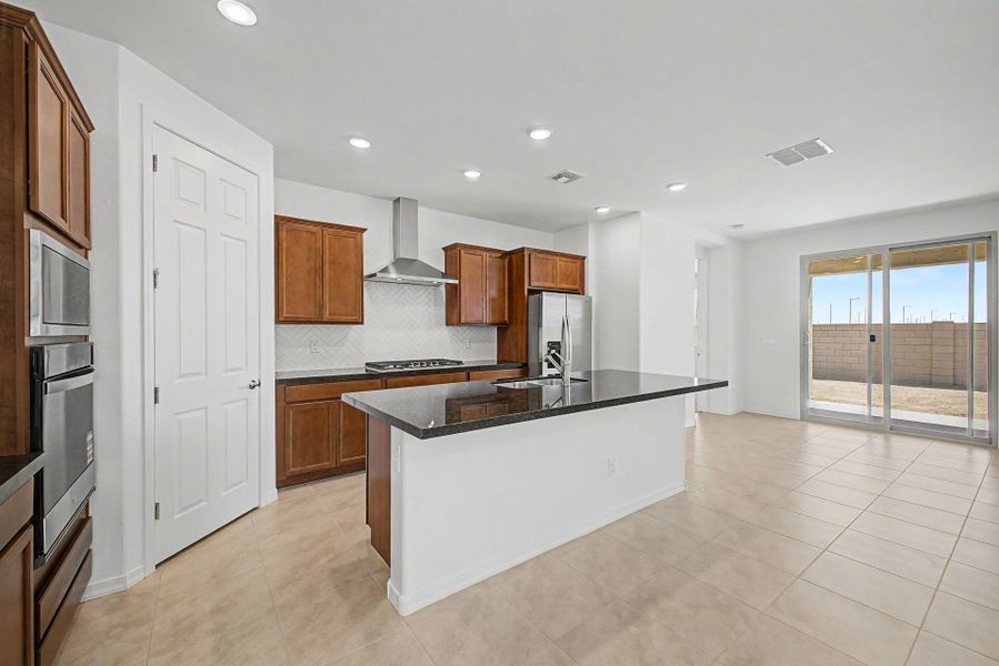 Furnished interior view inside a new home in Tyler Ranch, Buckeye (Image 4).