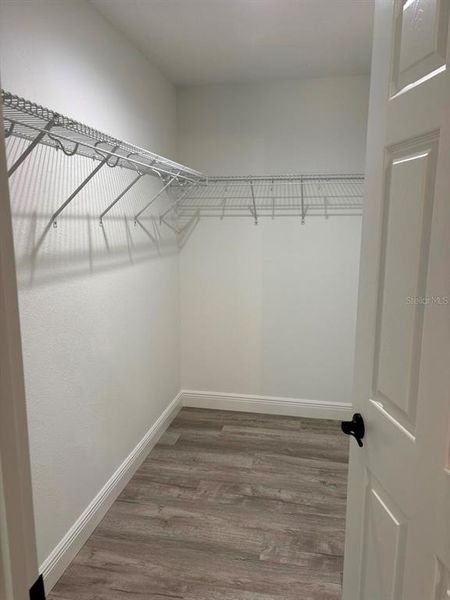 Spacious, unfurnished interior of a new home in , Dunnellon (Image 21).