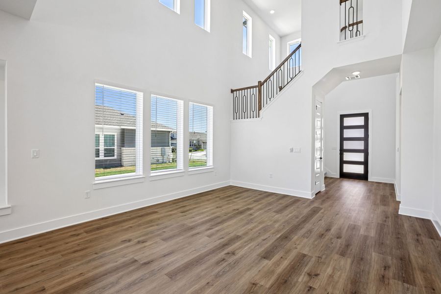 Representative unfurnished interior of a home built from the Denali by Pacesetter Homes in Easton Park, Austin (Image 20).
