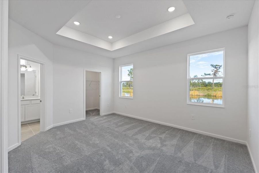 Spacious, unfurnished interior of a new home in , Venice (Image 11).