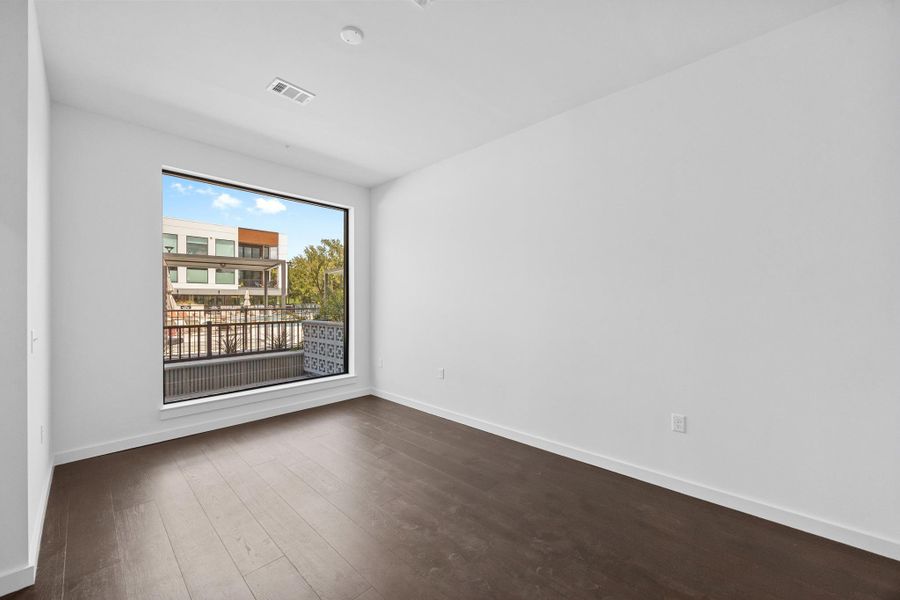 Spacious, unfurnished interior of a new home in One Oak, Austin (Image 19).