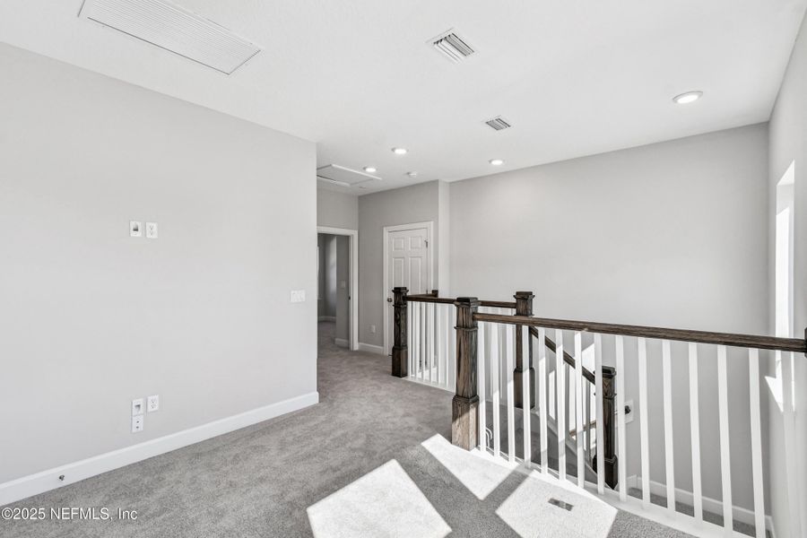 Spacious, unfurnished interior of a new home in Seabrook Village 40' Front Entry, Nocatee (Image 24).