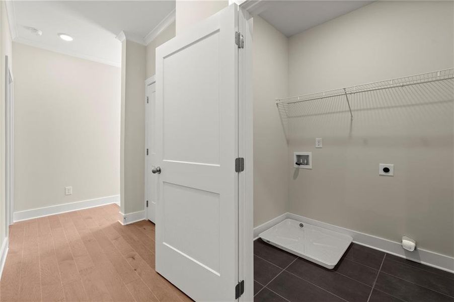 Spacious, unfurnished interior of a new home in West Town, Atlanta (Image 51).