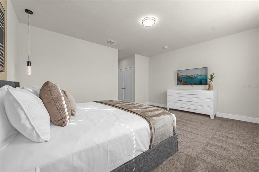 Furnished interior view inside a new home in , Clermont (Image 15).