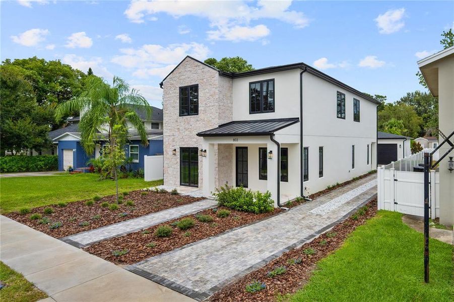 Image 31 of a home in College Park.