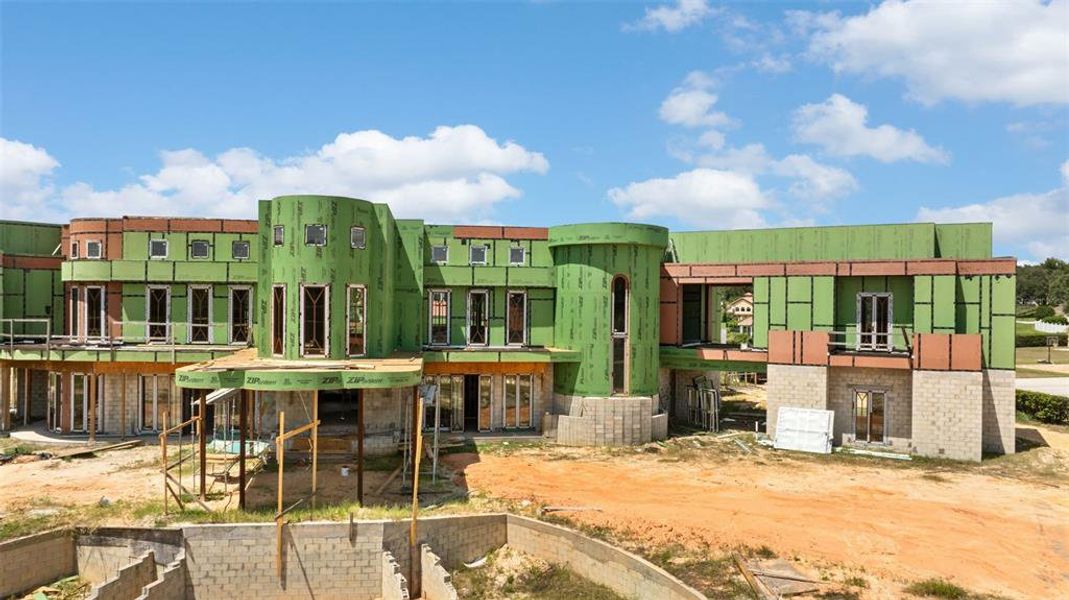 Image 12 of a home in .