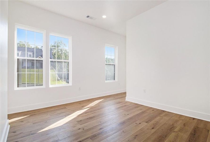 Spacious, unfurnished interior of a new home in , Dawsonville (Image 39).