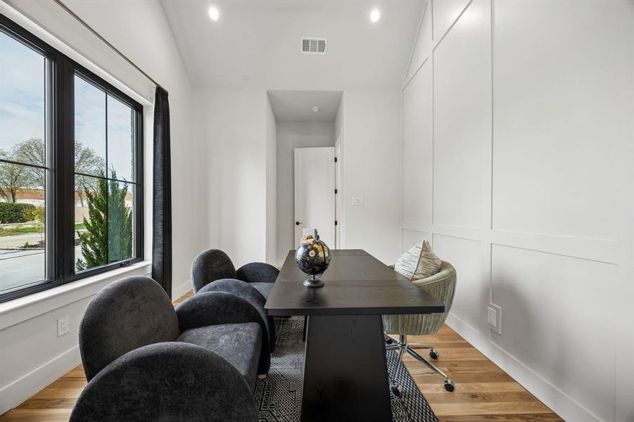 Furnished interior view inside a new home in , Dallas (Image 9).