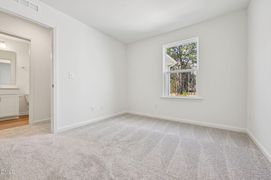 23-web-or-mls-212 Parker Lane-S0503-023