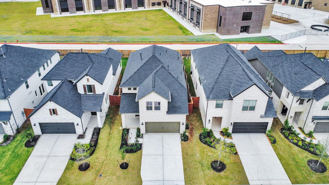 Image 44 of a home in Elyson.