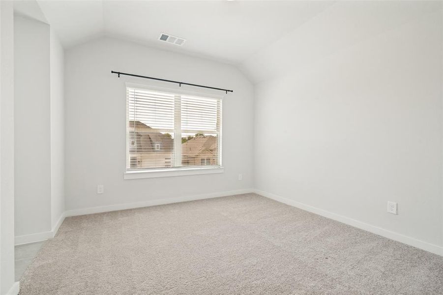 Spacious, unfurnished interior of a new home in , Mesquite (Image 24).