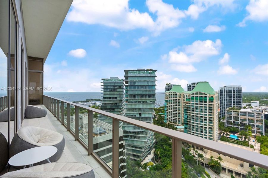 Condo located in Miami, FL showcasing its design and architecture (Image 1). Condo located in Miami, FL showcasing its design and architecture (Image 1).